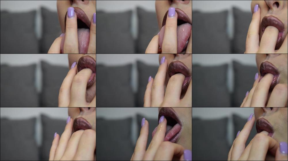 Sucking finger CloseUp