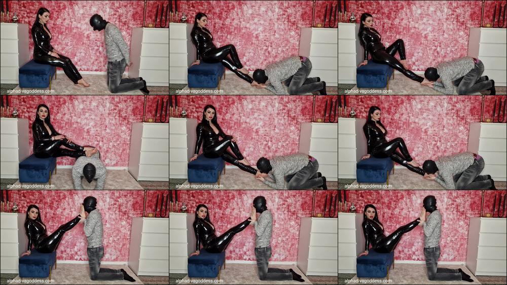 Feet worshiper - March 08, 2023