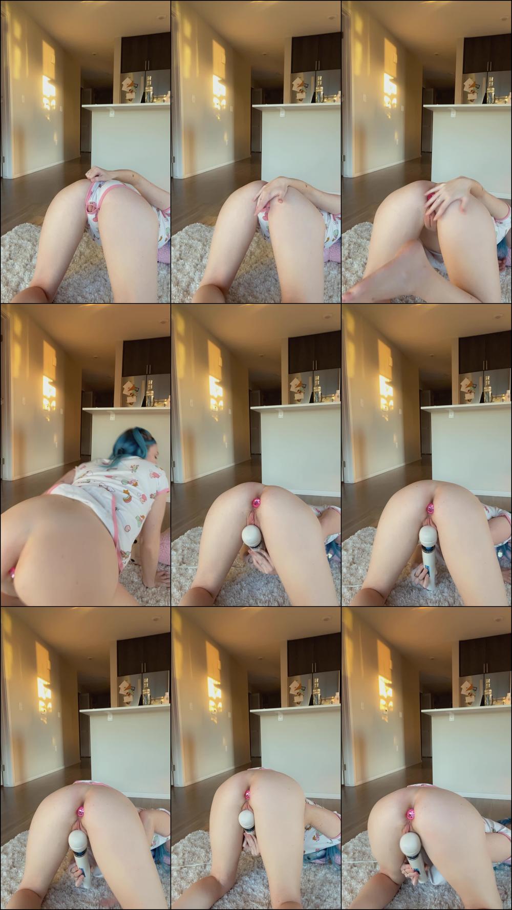 Buttplug onsie