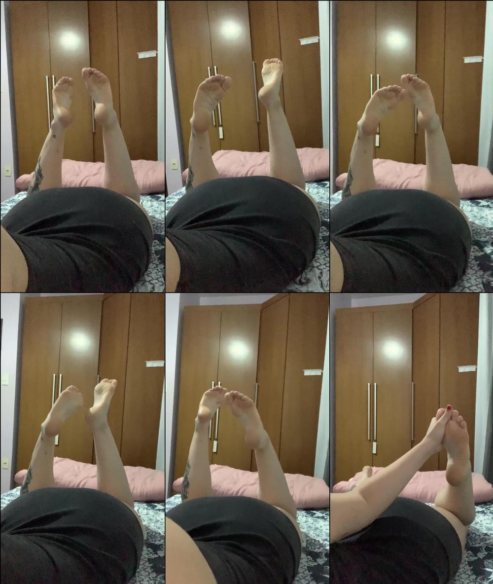 pedaale 14 02 2022 2363320080 ExibiÃ§Ã£o de solinhas em pose de anjo   My soles, my rules baby