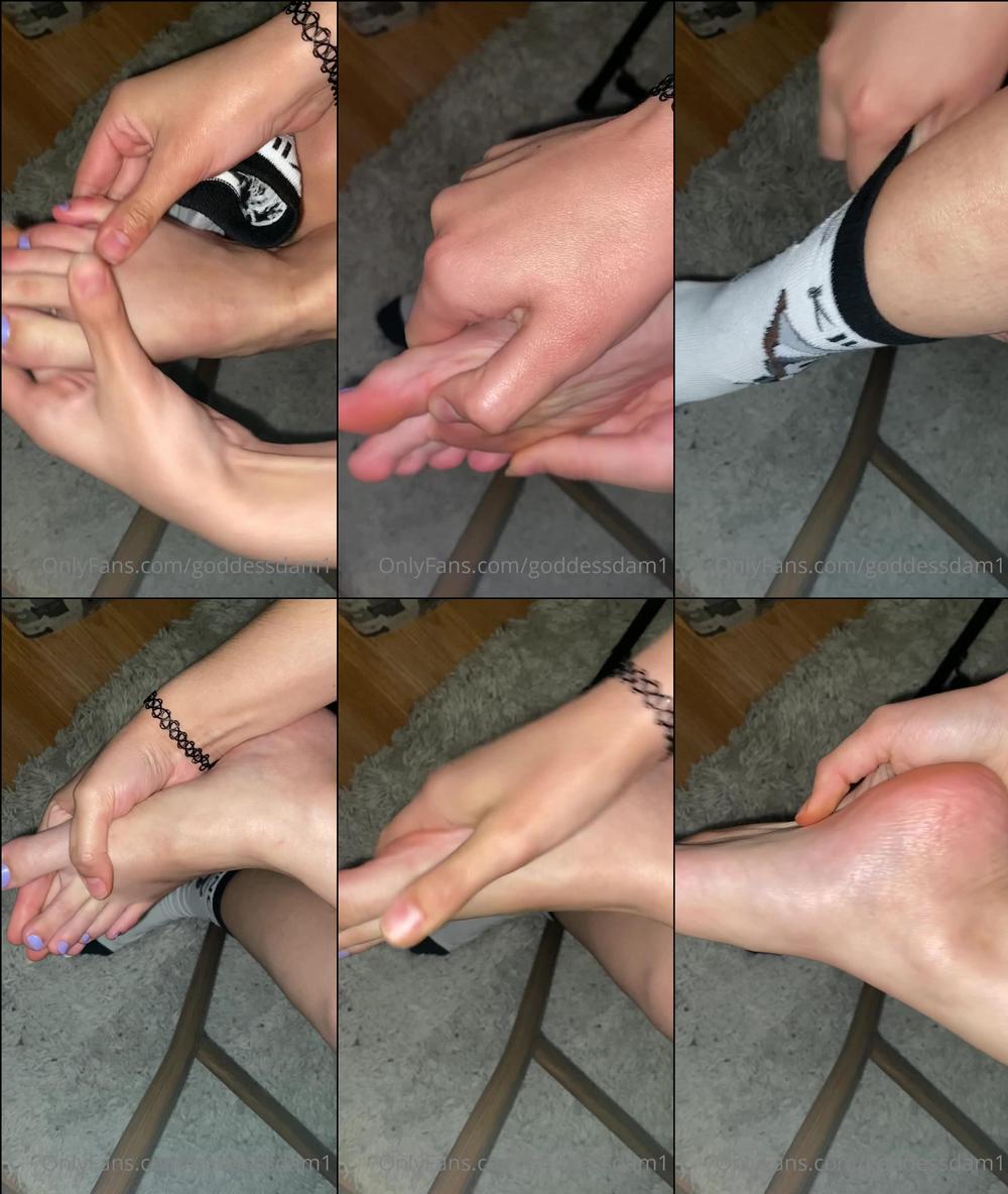 goddessdam1 133128993 2021 04 10 got my nails done today then i wore heels and got blisters but how much do you love my toes
