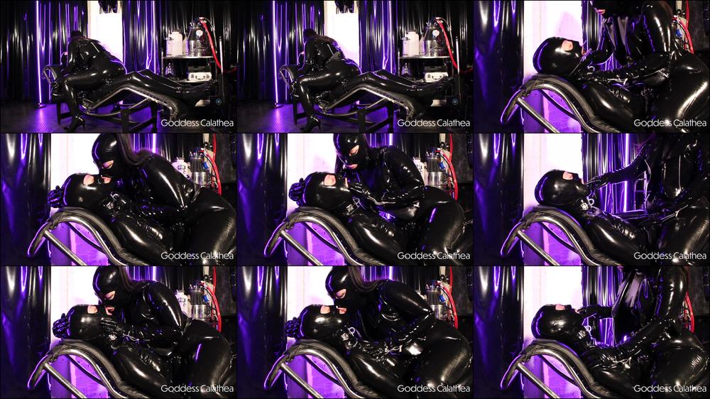 goddesscalathea - Latex kissing and spit