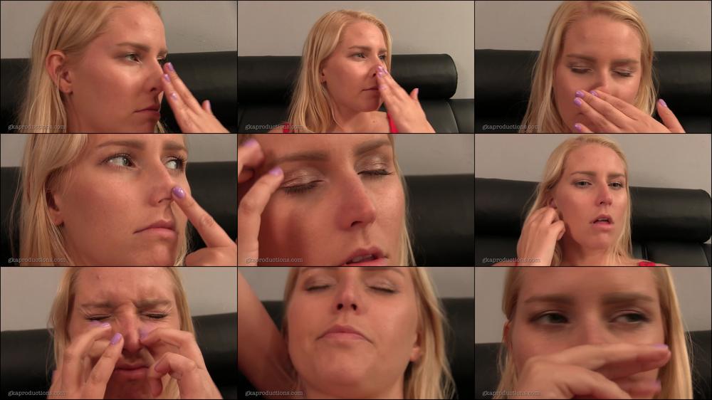 Vanessa Cage's Itchy Nose
