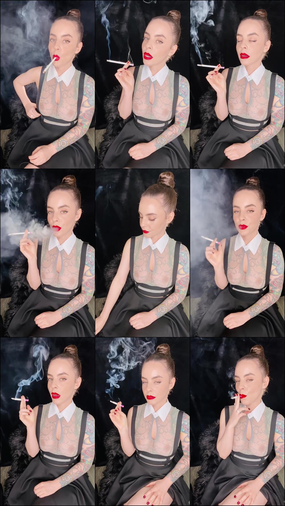 Smoking 120s in Gray Lace Top