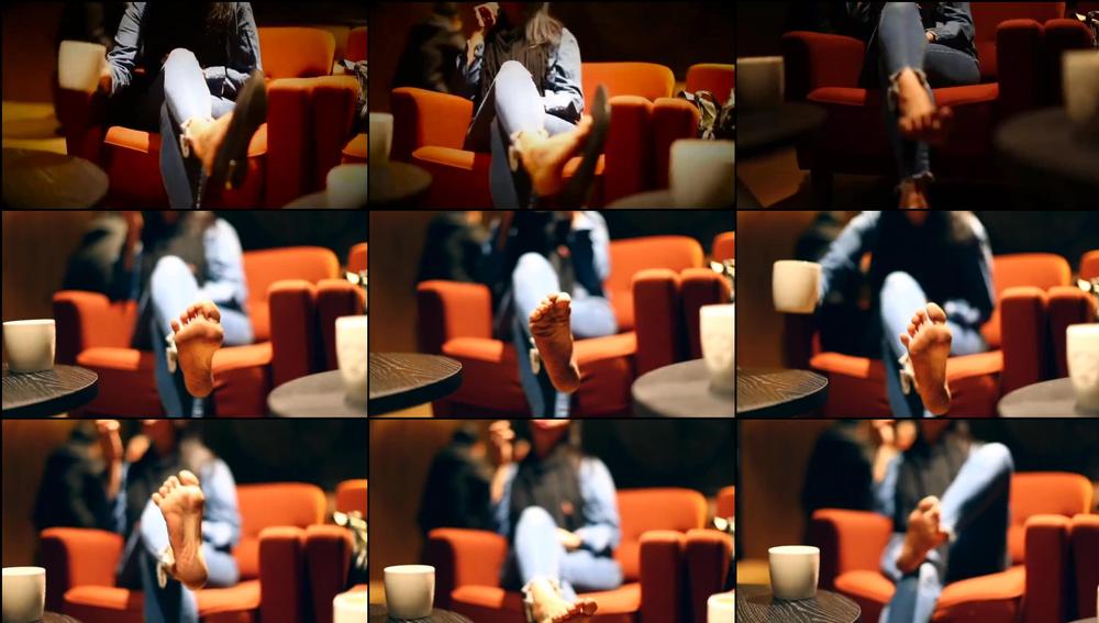 feetwonders 08 11 2018 15855349 Coffee shop quick tease..