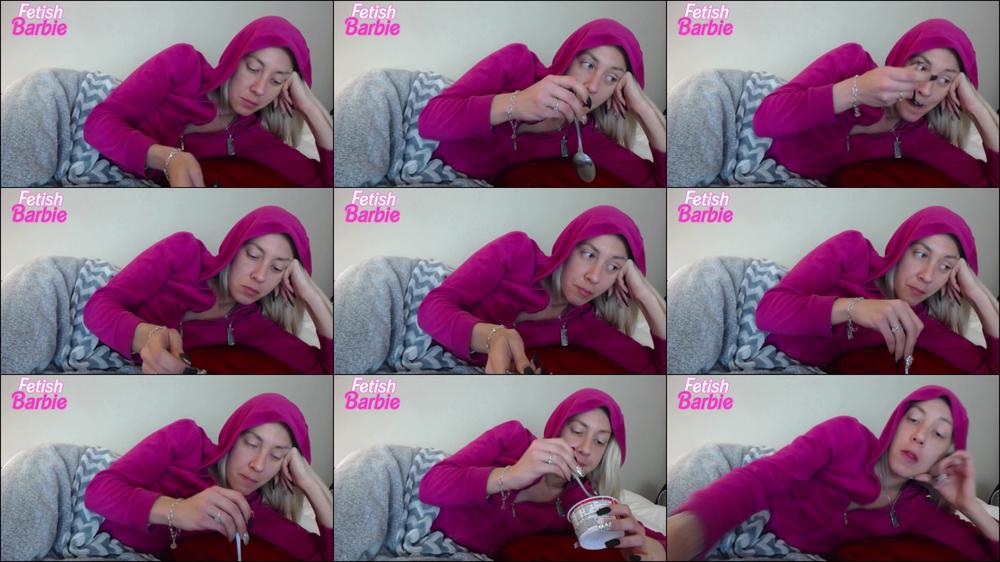 Goddess Eating yogurt Ignore