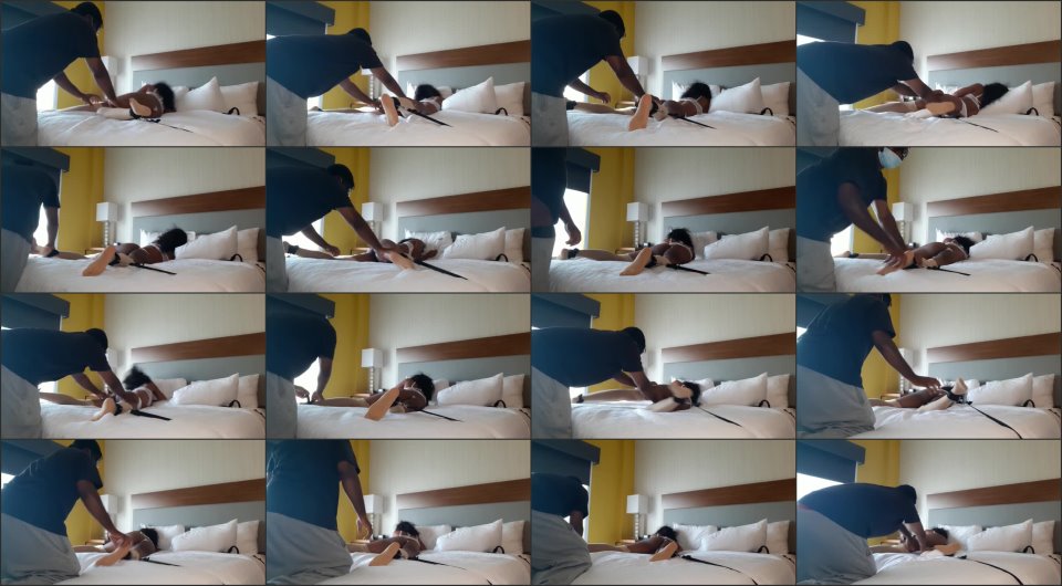 Xsuckmytoesx Reading Tickle Challenge