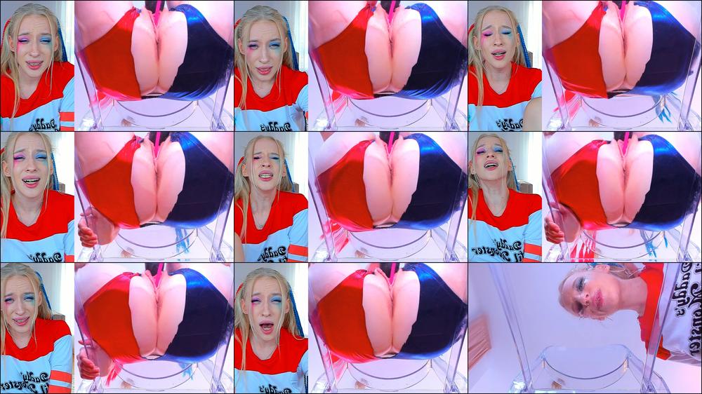Harley clean her squirt mess - September 12, 2022