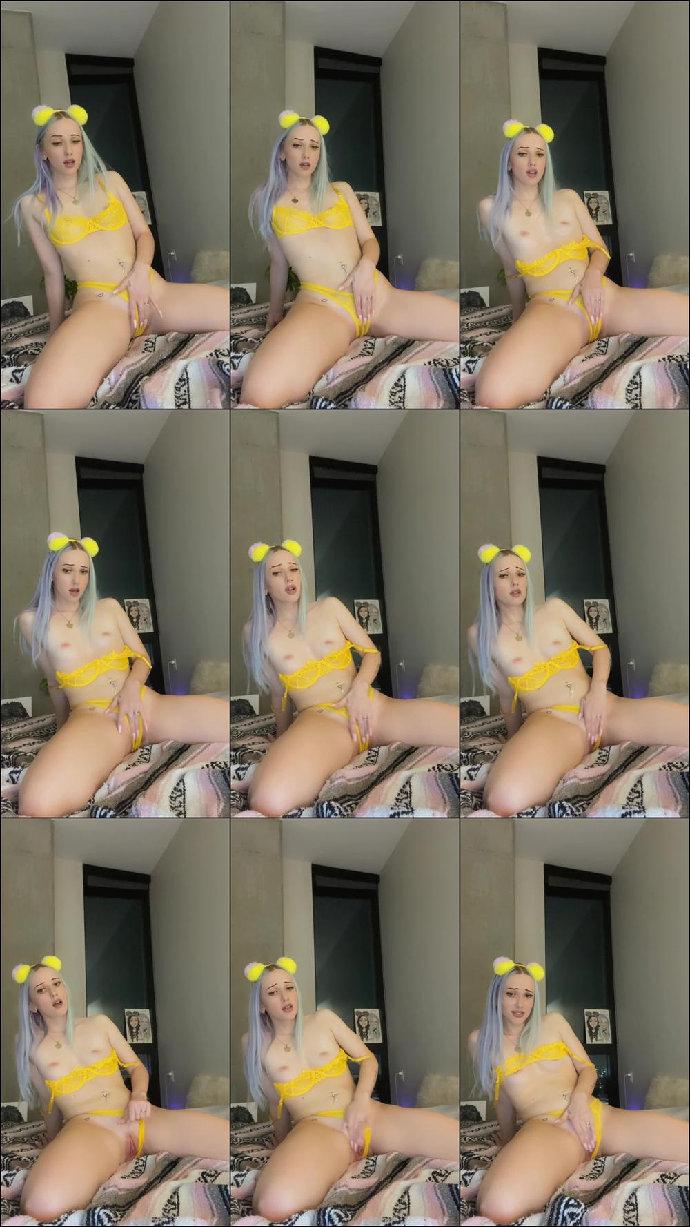 Yellow lingerie finger fuck