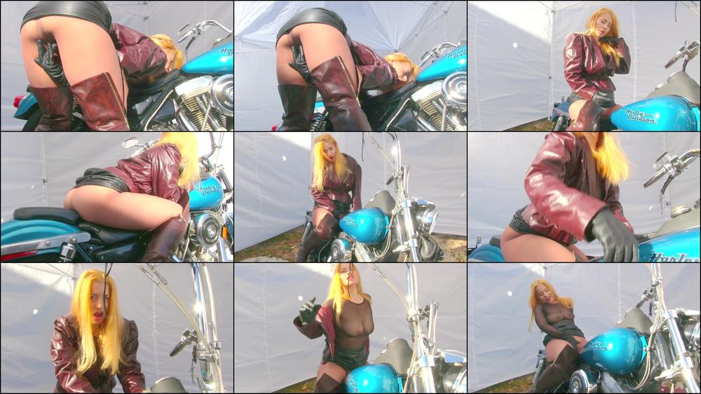 Motorcycle Masturbation Custom2 HD - Jul 31, 2023