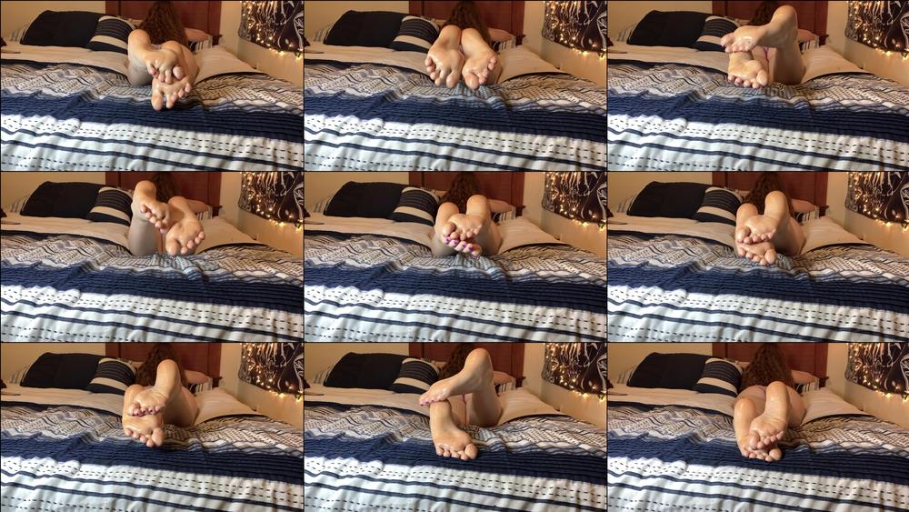celestialtootsies 08 10 2019 69035984 Short clip of a video I took the other day  Oilin my feet while Iâm just chillin in my u