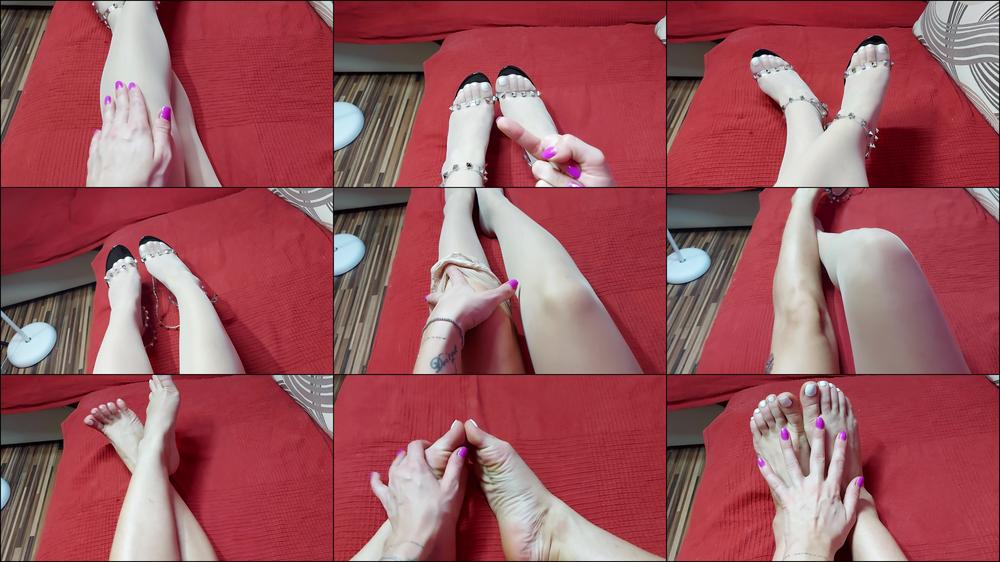 Obsession for feet up close - September 27, 2020
