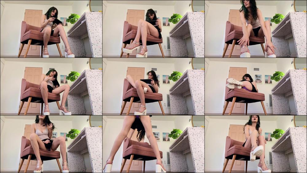 Giantess Upskirt and JOI
