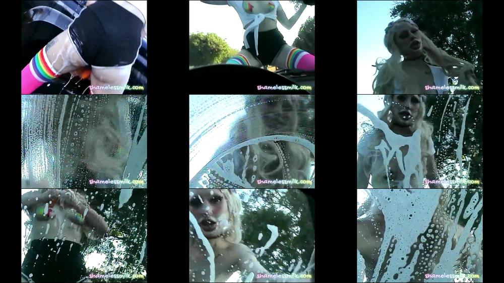 CLOWN GIRL CAR WASH
