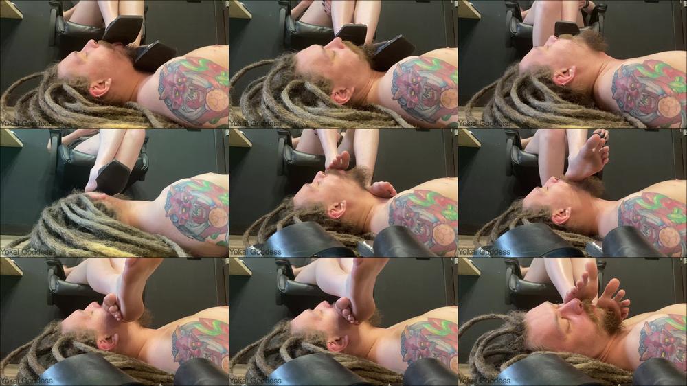 Yokai Goddess - Slave'S Licking Soles Of My Sandals And Then My Dirty Bare Feet