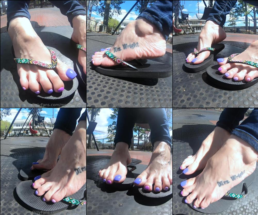 msmilkieway 04 12 2022 2694579502 A little behind the scenes of my Playground Shoot with @skeetonfeet