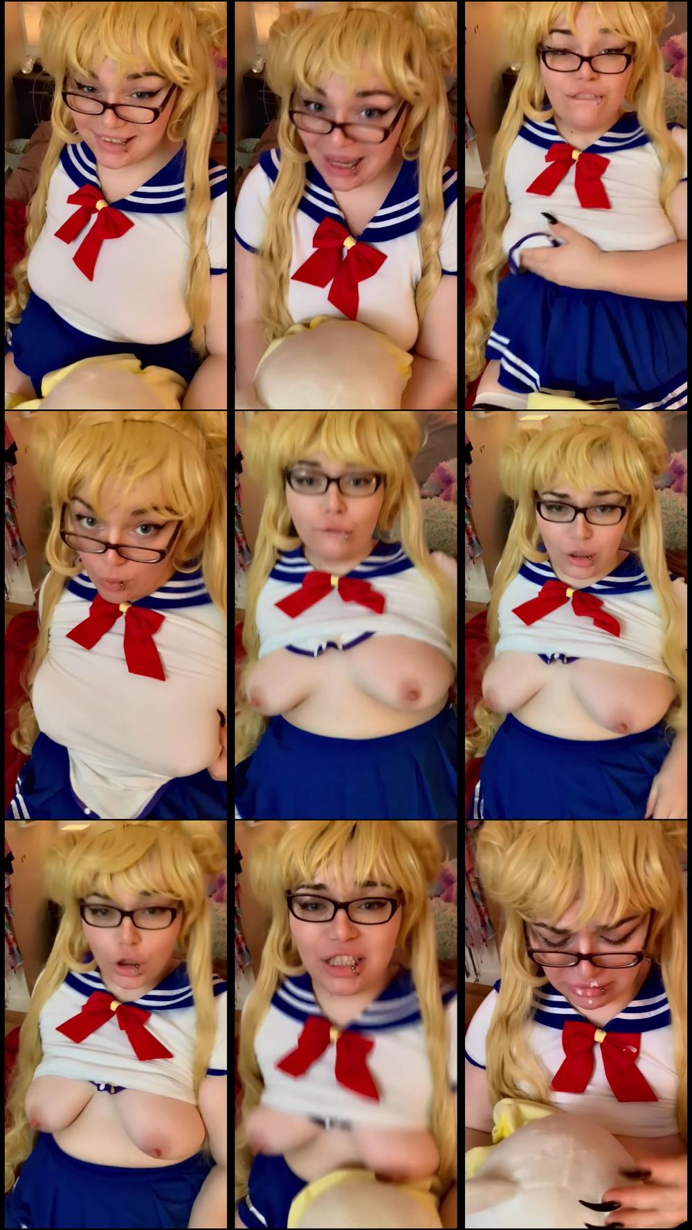 Daughter Begs to go to Comic Con JOI
