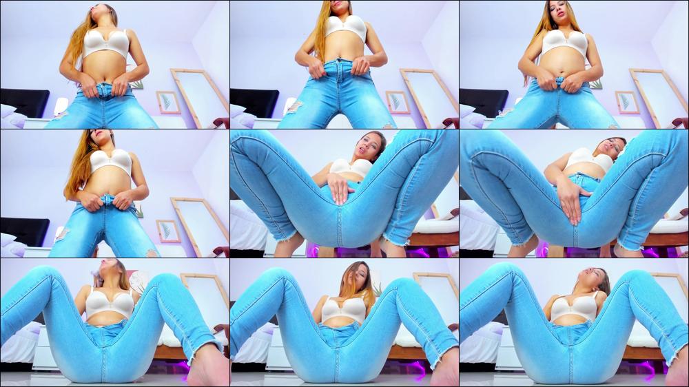 Cameltoe + Fingering under my jean
