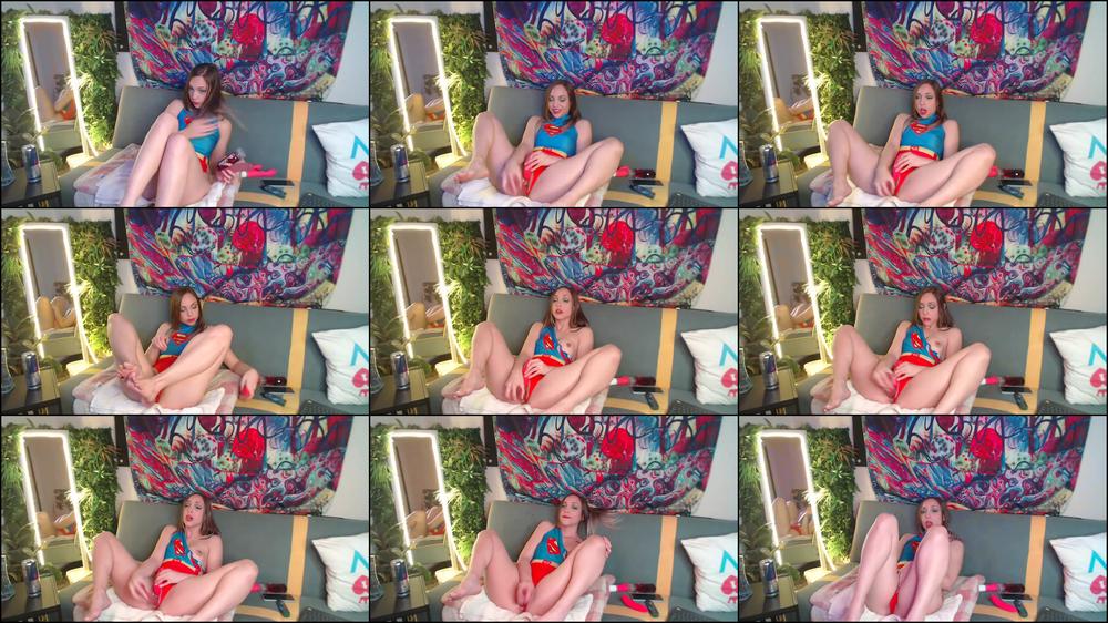 Supergirl Huge Live Squirt