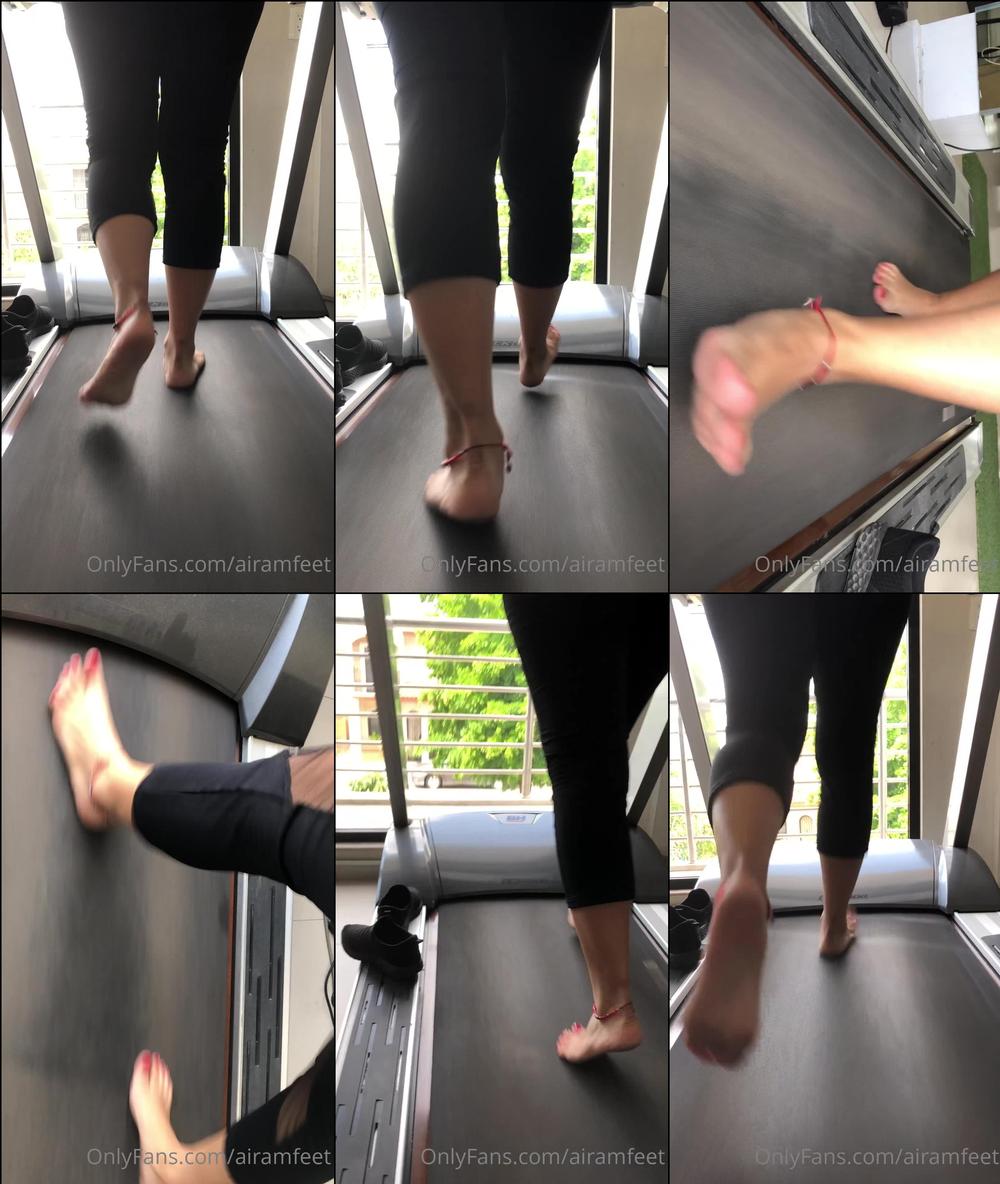 airamfeet 14 02 2021 2031662316 haciendo ejercicio descalza en el gym