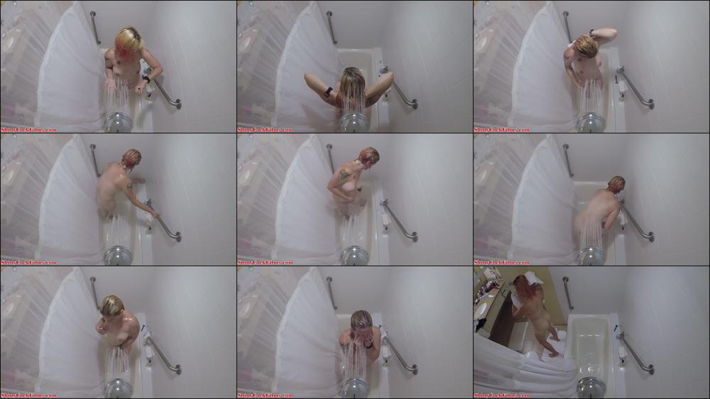 Spying on Mom in the Shower: Voyeur - July 06, 2019