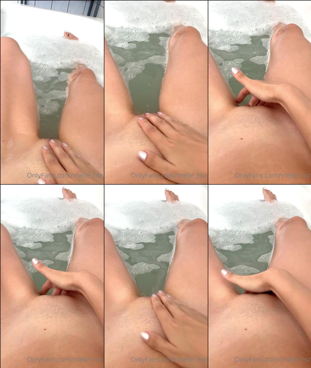 its.me.melle 07 06 2022 2480983304 Wer will mit mir baden gehen  