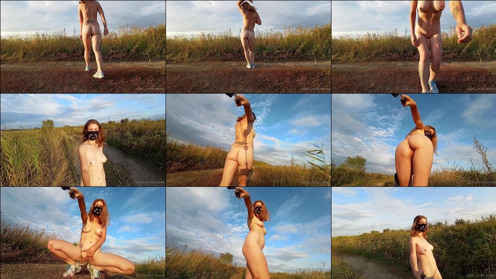 juli smith meow 12 09 2021 2218702166 i walk with my selfstick of course naked