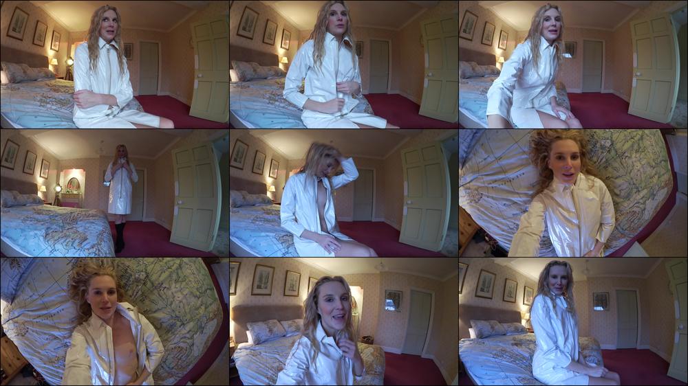 Ariel Anderssen White Zip Up Mac Boots And