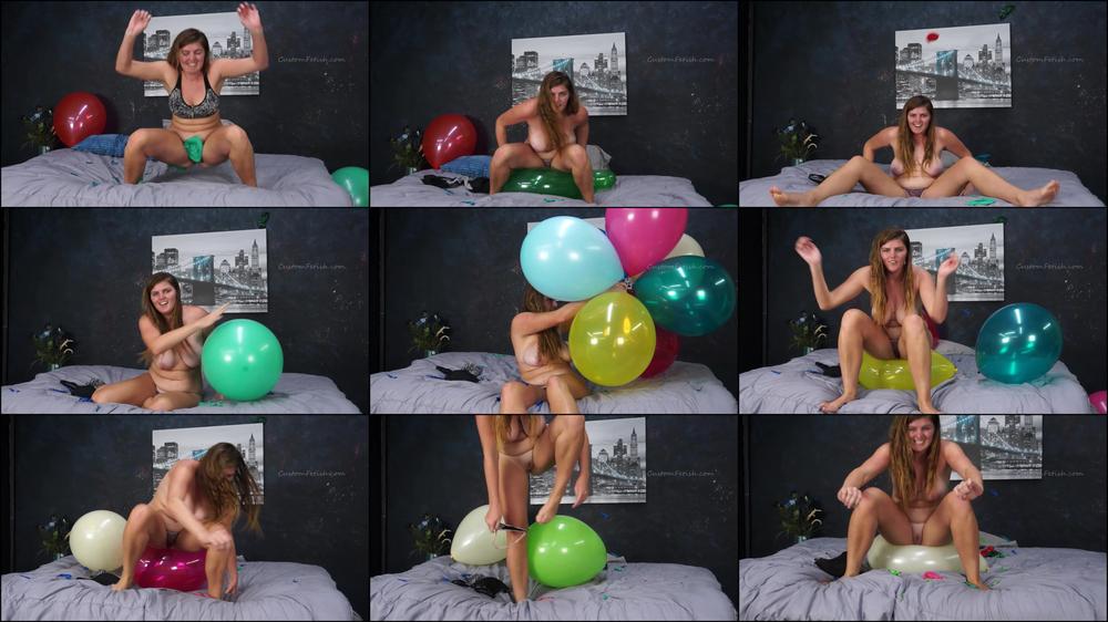 Gemmas First Nude Sit to Pop