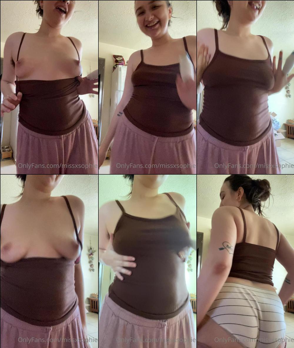 missxsophie 10 03 2022 2386217415 bouncy boobies  iâve been trying to move my body more in the mornings 