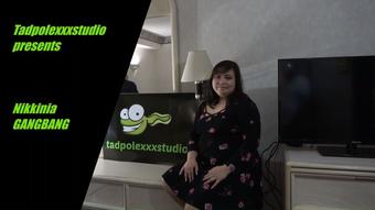 Nikkinia GANGBANG with Facials (TadPoleXXXStudio)