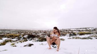 Margout Darko The Frozen Challenge Freezing Stripping (Margout Darko)