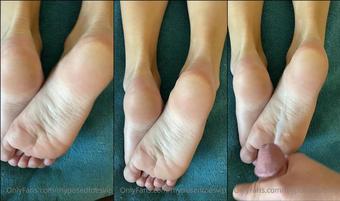 myposedtoesvip 05 11 2022 2668042084 Sole splashes  (myposedtoesvip)