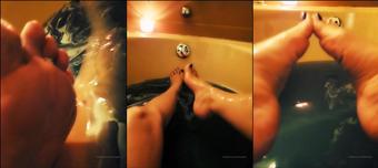 mssjada 07 04 2020 30085302 Playing_in_the_bath (mssjada)