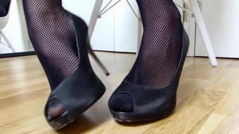 Queenfiona Youre A Slave To My Heels (QueenFiona)