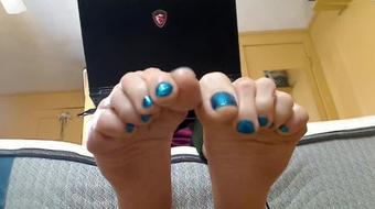 Longtoesally 1 3 19 Toe Point (LongToeSally)