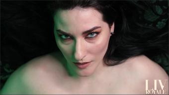 Livroyale Cuck Tease Iv (MIX)