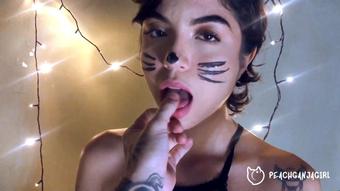 Little kitty gives the best blowjob ever - January 18, 2020 (PeachGanjaGirl)