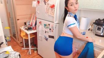 Maricahase Marica Hase Shows How To Cook And Cum (MaricaHase)