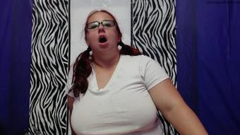 Lady Like Burps - September 21, 2015 (paypeaches)