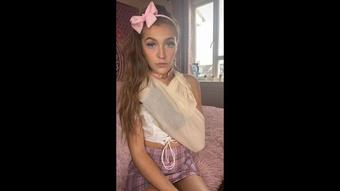 daddys injured princess (RhiannonRyder1995)