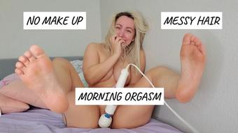 No Makeup Messy Hair Morning Orgasm - December 07, 2020 (lalunalewd)