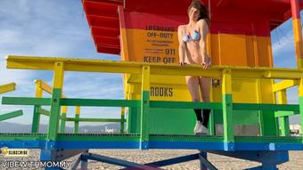 HORNY JEWISH MILF FUCKS A FAN FROM THE BEACH BAREBACK - January 16, 2024 (VibeWithMommy)