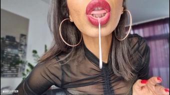Queen's Spits & Lips (MahoganyQen)