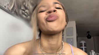 loser dick gets hard when i spit him - November 26, 2022 (Colombianbigass)