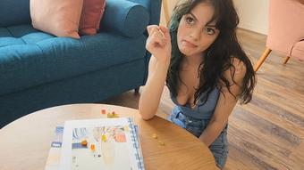 Giantess Compares Gummys to Tiny People (SKfetish)
