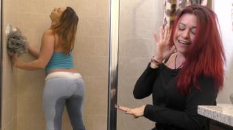 Maria tormented till she pisses (Alexis Rain)