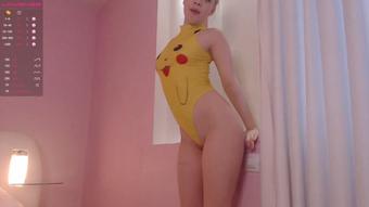 Pikachu Twerking and Dancing - December 26, 2021 (MiaMelone)