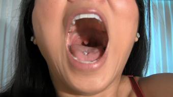 Hungry Giantess - May 21, 2023 (Nicole Oring)