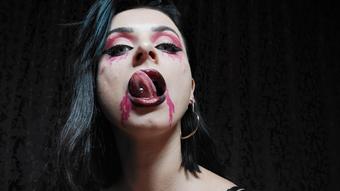 Vampiress gives you eternal life - October 31, 2020 (MoneyGoddesss)
